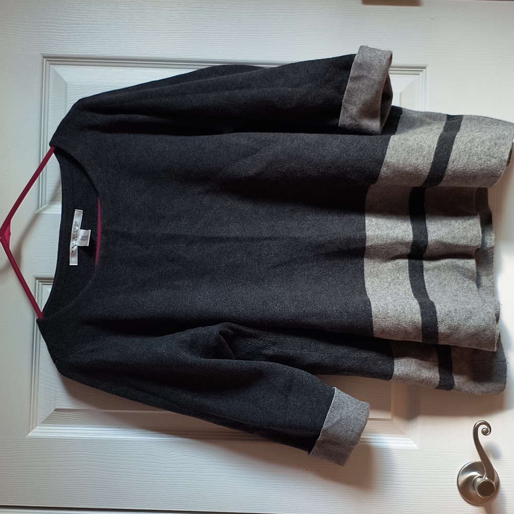 Gray sweater